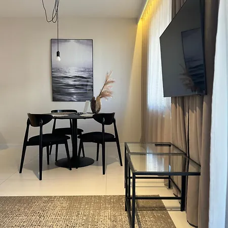 Apartment Zurawia 18.11