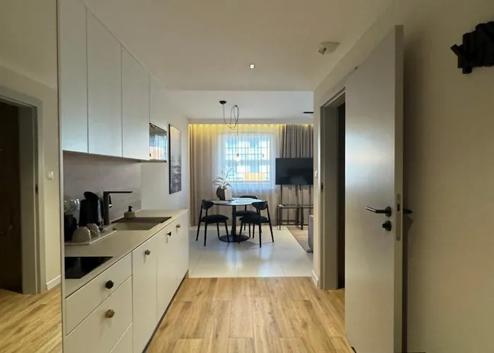 Zurawia 18.11 Apartmán *